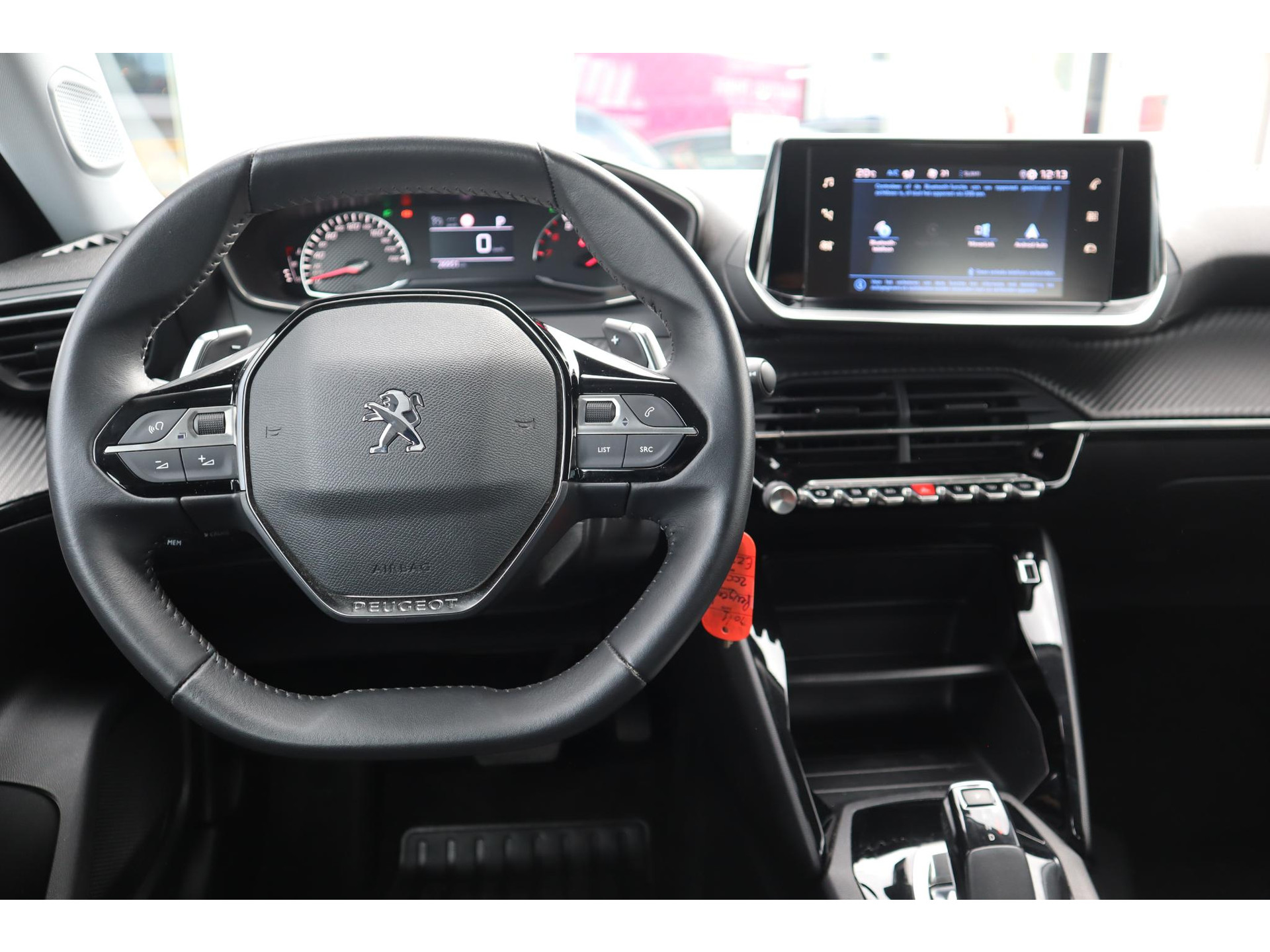 45499773-7.jpg